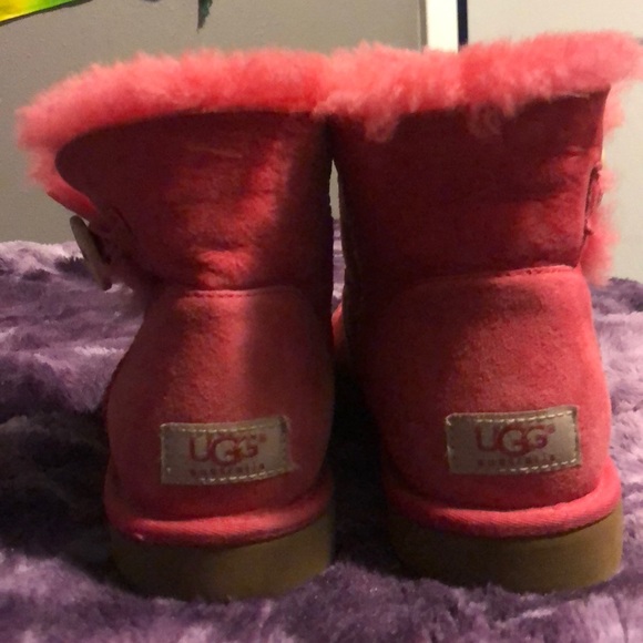 Pink ugg boots! - Picture 2 of 3
